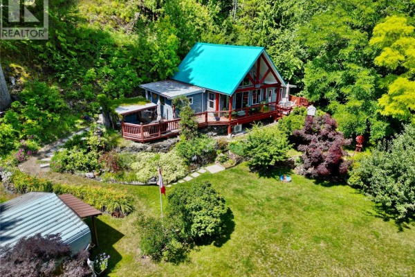 Living room - 5529 Highway 31, Mirror Lake, BC V0G1M0 Photo 3
