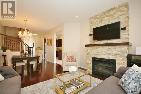553 Ashbourne Crescent, Ottawa, ON K2J0P6 Photo 4