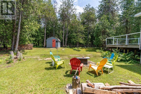 Primary Bedroom - 553 Bay Street, South Bruce Peninsula, ON N0H2T0 Photo 4