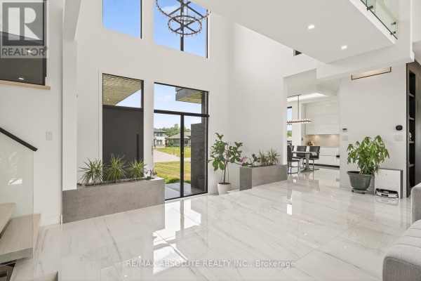 Great room - 553 Shoreway Drive, Ottawa, ON K4P0G3 Photo 5