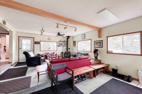 Dining room - 55302 Rge Road 261, Rural Sturgeon County, AB T8R0V6 Photo 2