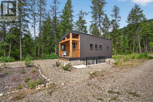 Recreation room - 5533 33 Highway Unit# 3, Beaverdell, BC V0H1A0 Photo 2