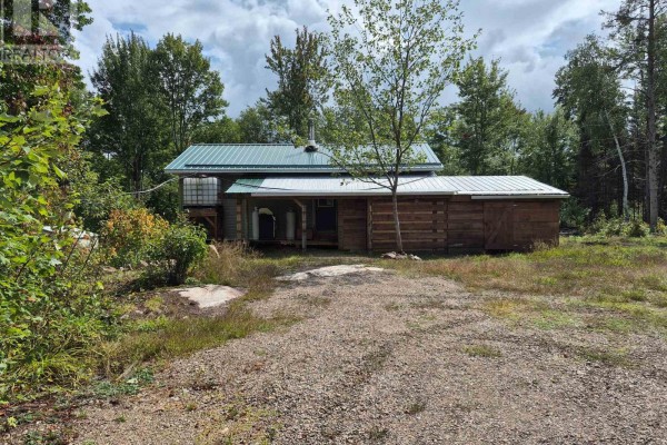 554 Janveau Road, Papineau Cameron, ON, photo 2