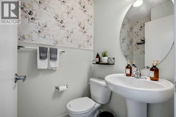 Primary Bedroom - 554 Redstone View Ne, Calgary, AB T3N0M9 Photo 3