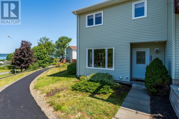 Foyer - 554 South Broadway, Cornwallis Park, NS B0S1H0 Photo 4