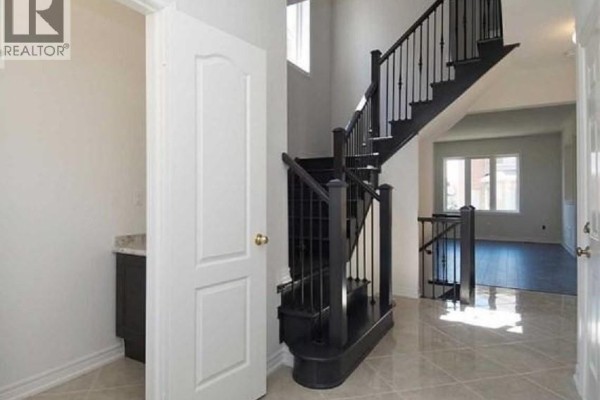 2pc Bathroom - 5546 Oscar Peterson Boulevard, Mississauga, ON L5M0V4 Photo 2