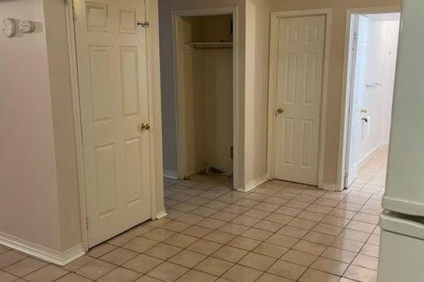 5547 River Grove Avenue, Mississauga, ON L5M3T6 Photo 5