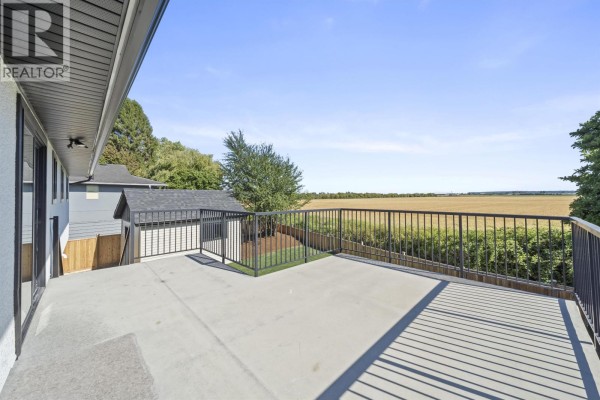 5548 44 Avenue, Delta, BC V4K1E1 Photo 3
