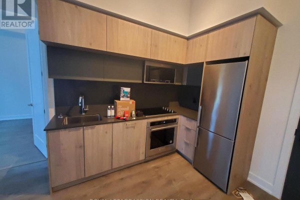555 - 25 Adra Grado Way, Toronto, ON M2J0H6 Photo 3