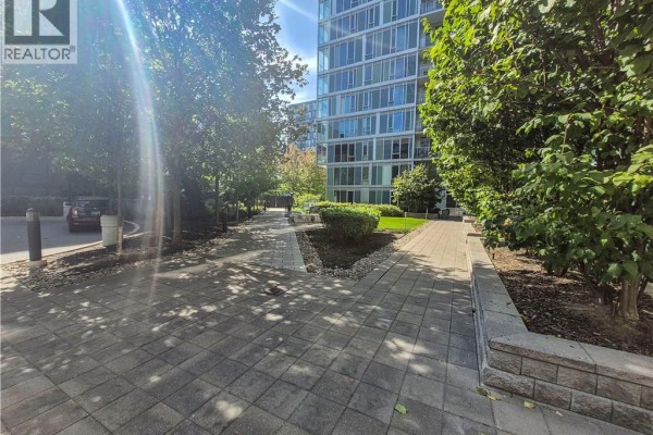 Primary Bedroom - 555 Wilson Avenue Unit# E409, Toronto, ON M3H0C5 Photo 2