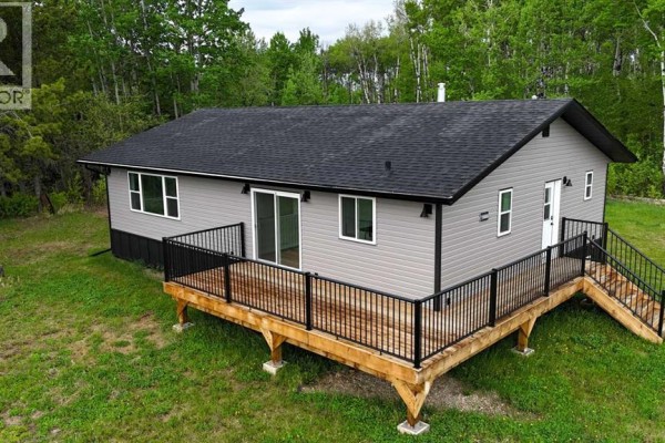 Bedroom - 55502 Range Road 152, Rural Yellowhead County, AB T7E3R7 Photo 2