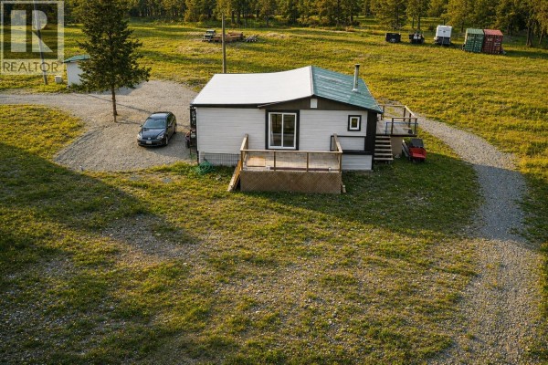 Primary Bedroom - 5553 93/95 Highway, Ta Ta Creek, BC V0B2E0 Photo 3