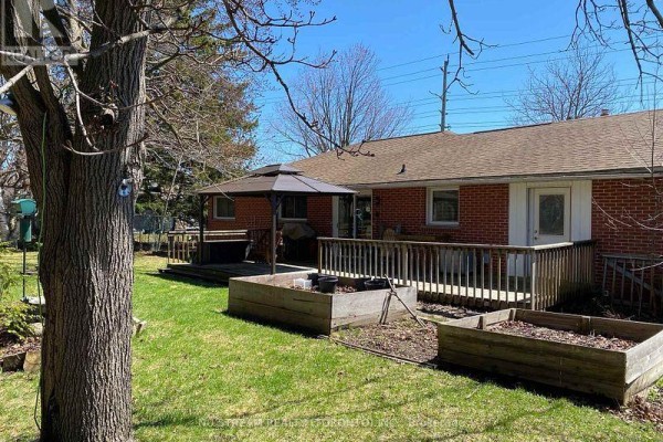 556 Big Bay Point Road, Barrie, ON, photo 3