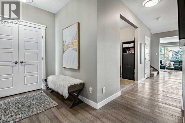 Dining room - 556 Quarry Way Se, Calgary, AB T2C5H7 Photo 4