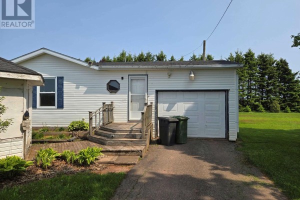 Living room - 5564 Route 12, Birch Hill, PE C0B1J0 Photo 2