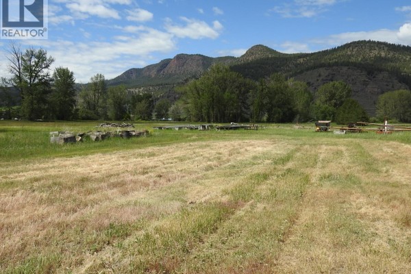 5569 Kamloops-vernon Highway, Westwold, BC V0E3B1 Photo 5