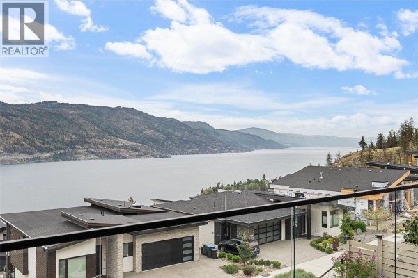 Bedroom - 557 Clifton Court, Kelowna, BC V1V0B7 Photo 5