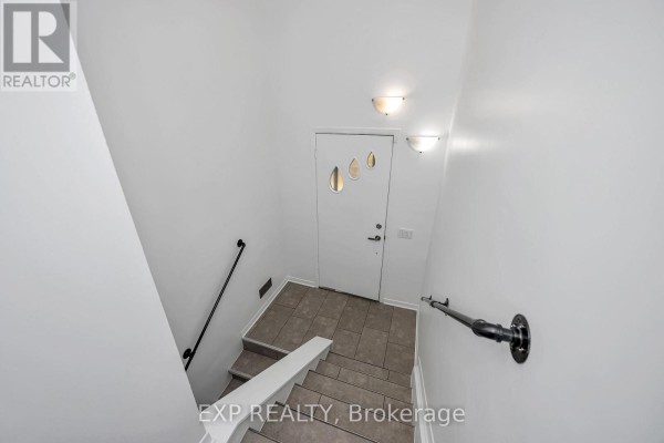 557 Glenview Road, Drummond/north Elmsley, ON K7A4S4 Photo 4