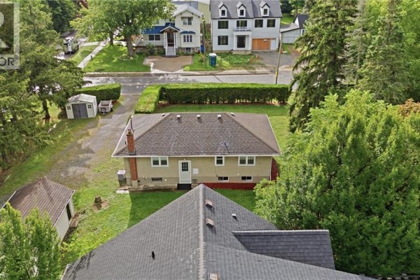 557 Mississauga Street, Niagara On The Lake, ON, photo 2
