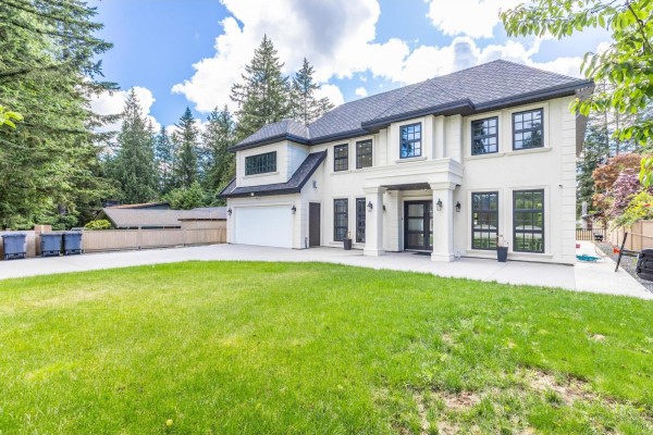 5573 125a Street, Surrey, BC V3X1W4 Photo 3