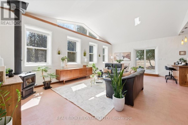 5578 11th Line, Minto, ON, photo 2