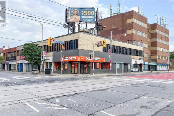 558 Bloor St Street, Toronto, ON M6G1K1 Photo 5