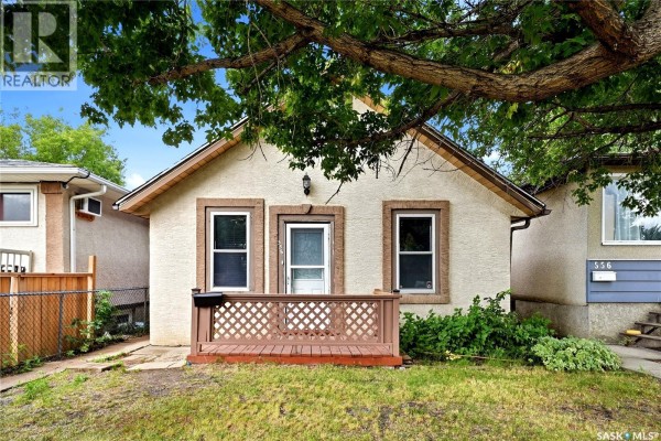 Kitchen - 558 Osler Street, Regina, SK S4R1W1 Photo 2