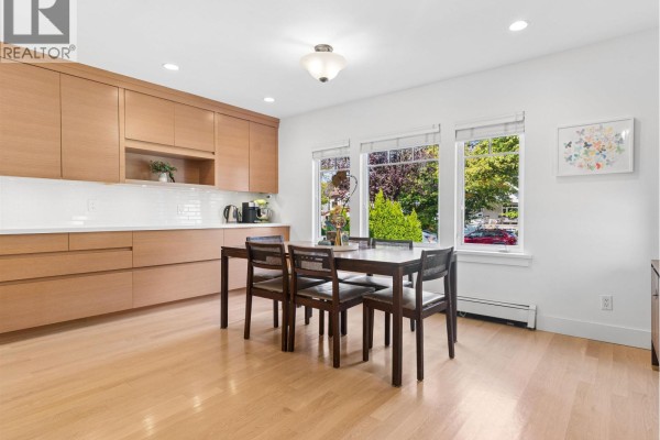 558 W 19th Avenue, Vancouver, BC V5Z1V6 Photo 5