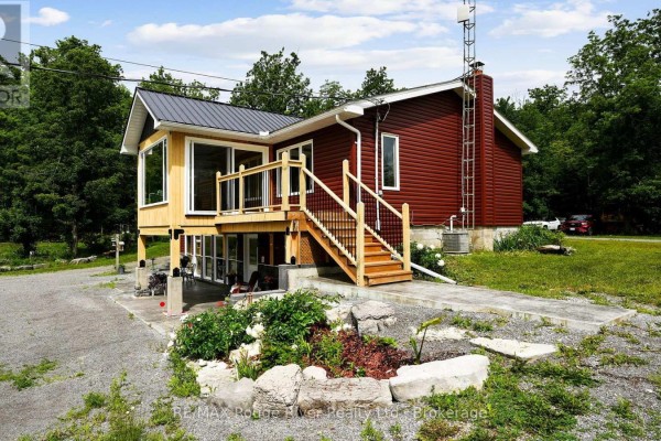 Sunroom - 559 County Road 47 Road N, Havelock Belmont Methuen, ON K0L1Z0 Photo 4