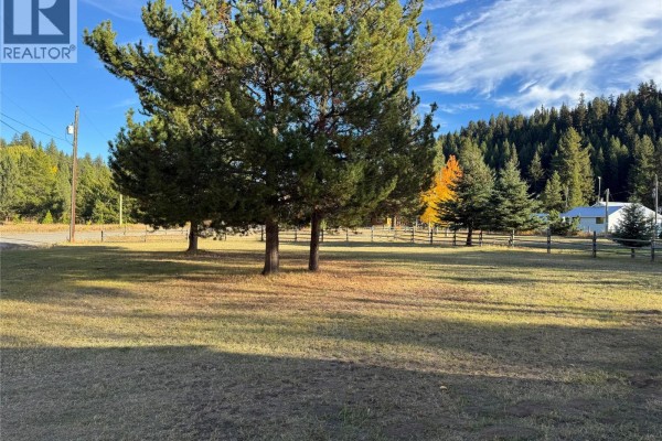 5597s Coldwater Road, Merritt, BC V1K1M9 Photo 2