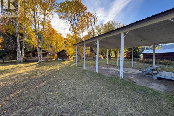 5597s Coldwater Road, Merritt, BC V1K1M9 Photo 4