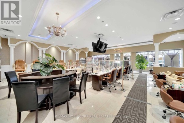 5&6 - 10501 Weston Road, Vaughan, ON L4H4G8 Photo 5