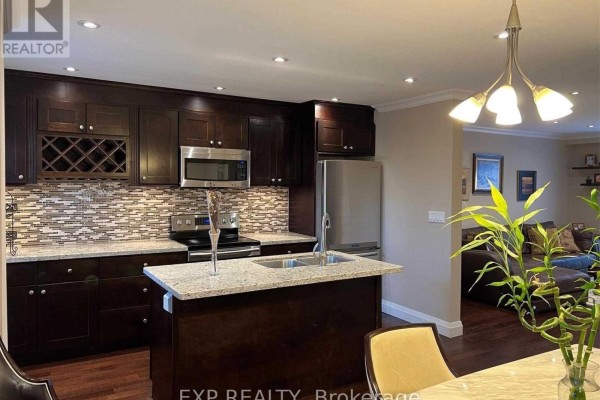 56 - 1776 John Street, Markham