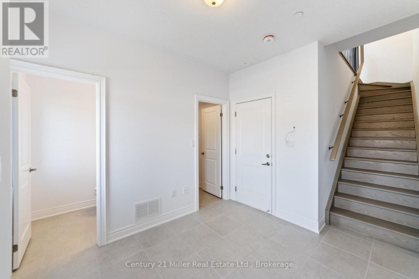 56 - 2150 Trafalgar Road, Oakville, ON, photo 3