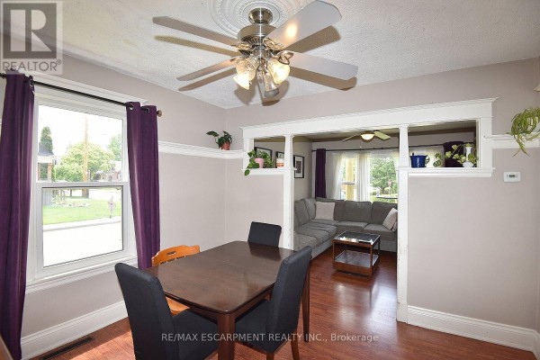 Dining room - 56 Barons Avenue N, Hamilton, ON L8H5A4 Photo 4