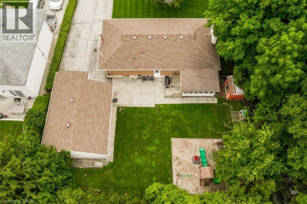 56 Barton Street, Waterdown, ON L0R2H0 Photo 2