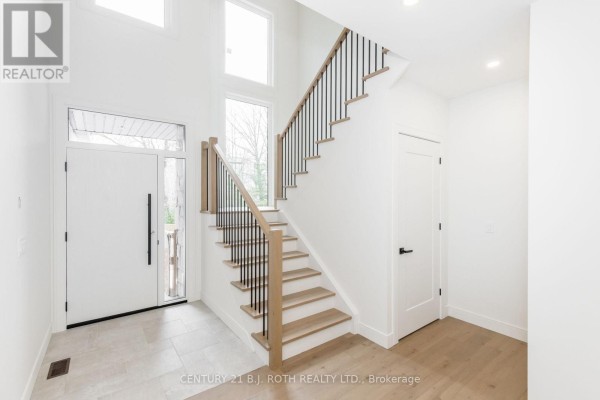 56 Brennan Avenue, Barrie, ON, photo 2