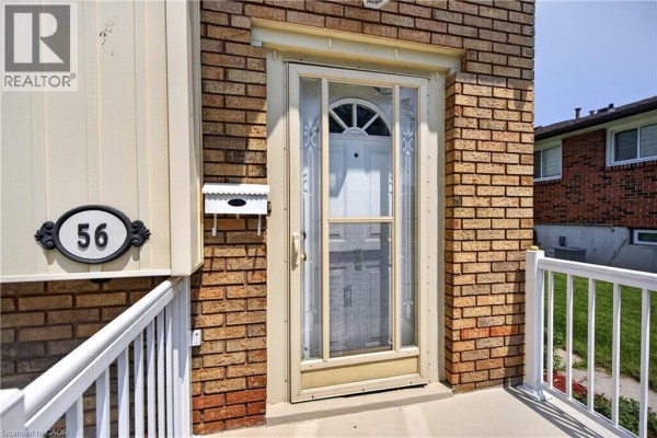56 Brookstream Court, Hamilton, ON, photo 2
