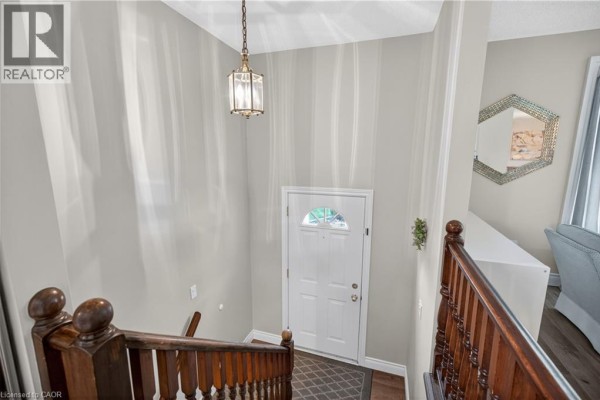 56 Brookstream Court, Hamilton, ON, photo 3