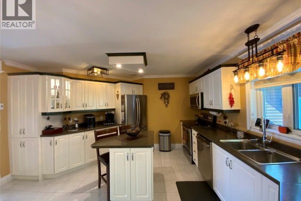 Bedroom - 56 Des Gouverneurs Street, Edmundston, NB E3V4H5 Photo 5