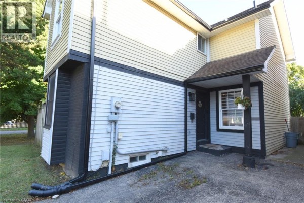 4pc Bathroom - 56 Enfield Crescent, Brantford, ON N3P1B2 Photo 4