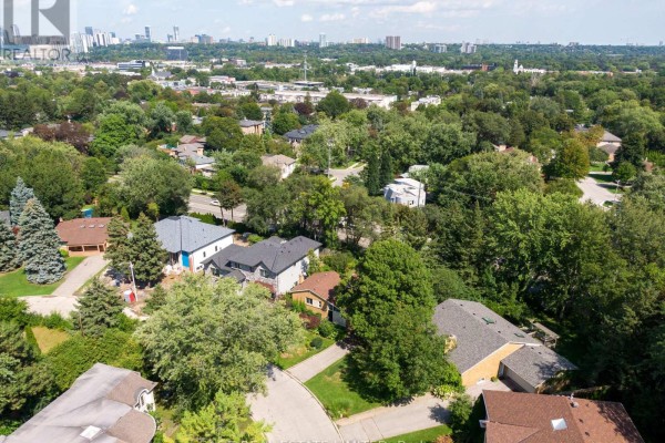 56 Grangemill Crescent, Toronto, ON, photo 2