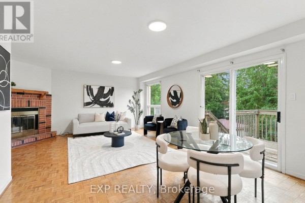 Loft - 56 Ingleborough Court, Markham, ON L3R8M4 Photo 3