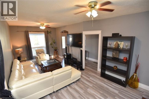 Storage - 56 Kinrade Avenue, Hamilton, ON L8L6L6 Photo 5