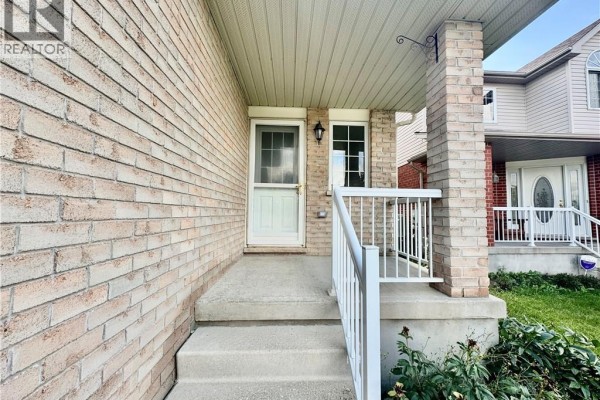 56 Lena Crescent, Cambridge, ON, photo 3