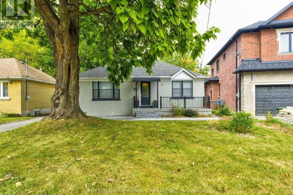 Kitchen - 56 Lovilla Boulevard, Toronto, ON M9M1C5 Photo 3