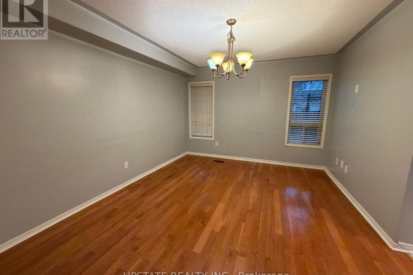 56 Luella Crescent, Brampton, ON, photo 2