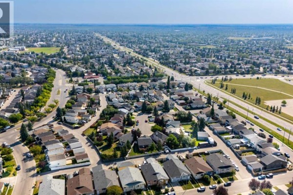 Office - 56 Martinglen Place Ne, Calgary, AB T3J3J1 Photo 4