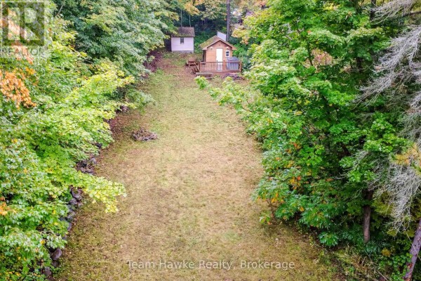 56 Mcarthur Drive, Penetanguishene, ON L9M1W9 Photo 4