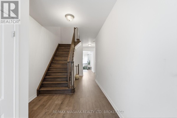 Dining room - 56 Sapphire Way, Thorold, ON L2V0B8 Photo 4